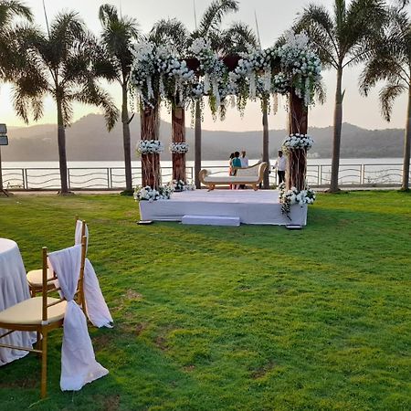 Aquarius Resort Gorhe Khurd Exterior photo