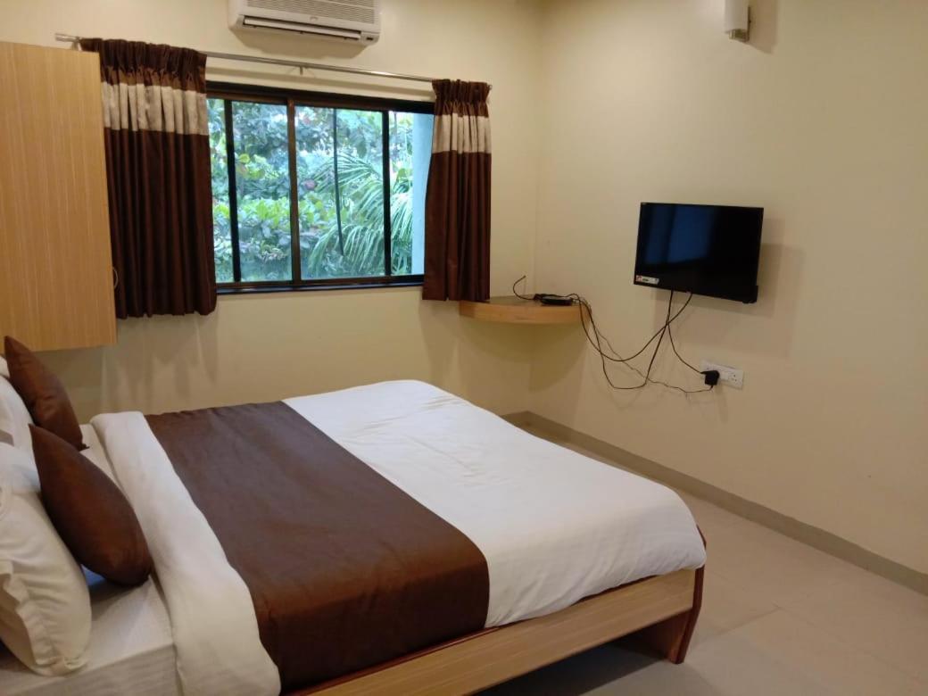 Aquarius Resort Gorhe Khurd Exterior photo
